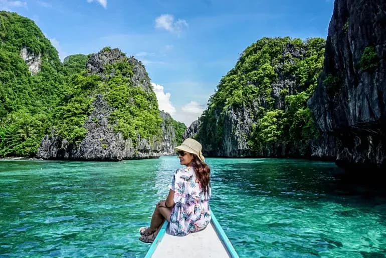 Tropical Philippines - Festive Escape Edition landscape
